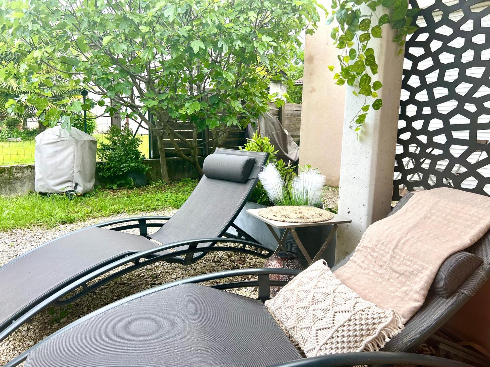 Chambre Au Calme L Jardin I Tram L Grenoble Nord St Egreve Сент-Эгрев Экстерьер фото